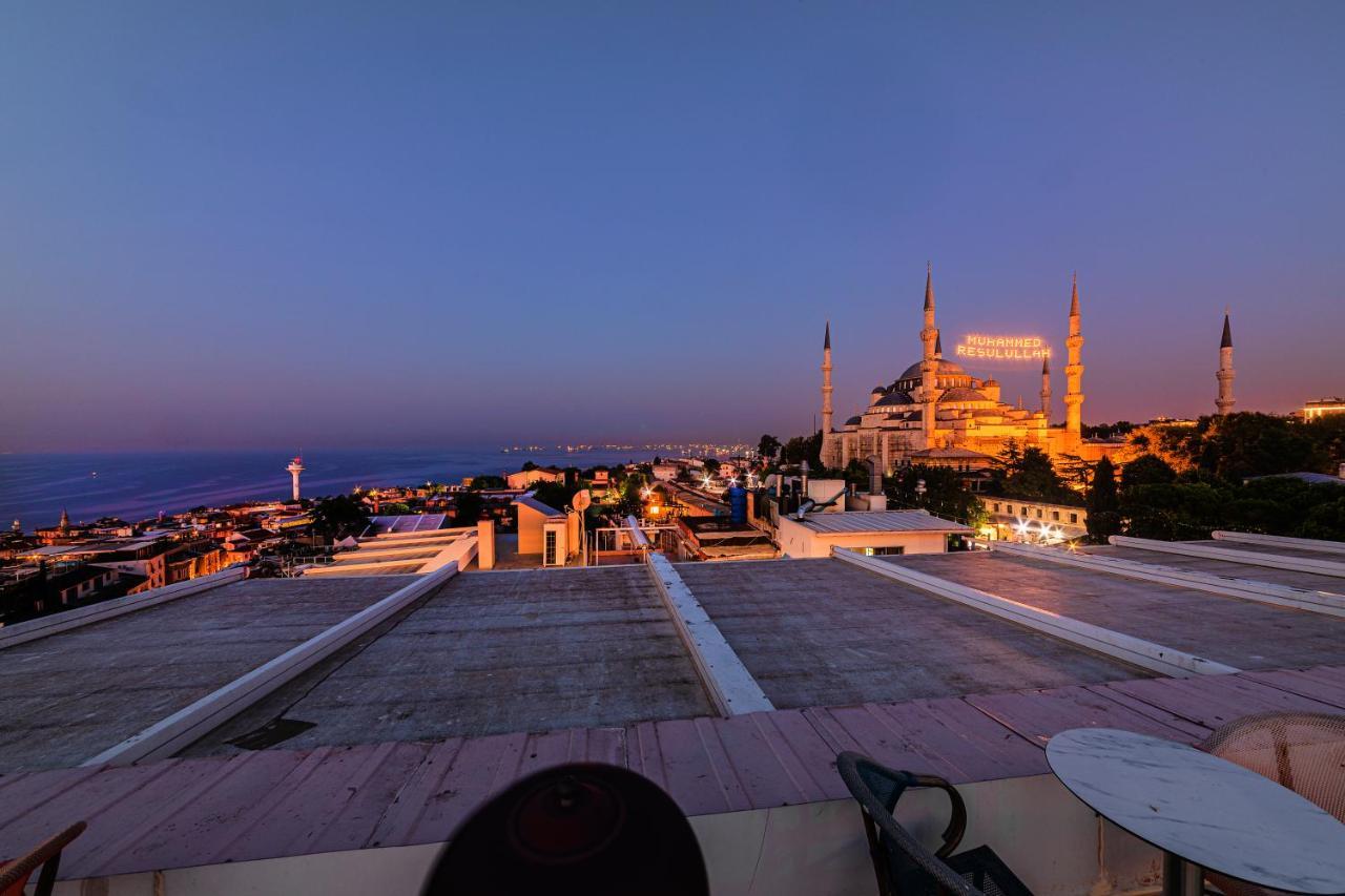 The Magnaura Palace Hotel Istanbul Exterior photo