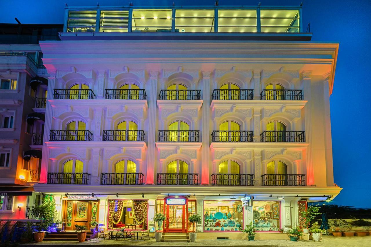 The Magnaura Palace Hotel Istanbul Exterior photo